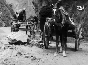 عکس| سفر زمان؛ عبور گاری‌ها از جادۀ شمال؛ 90 سال قبل