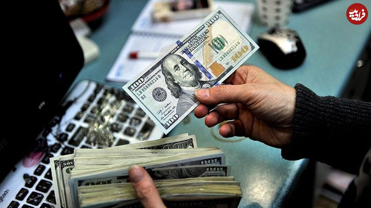 نوسان دلار در بازار