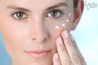 دلایل پُف زیر چشم؛ از کم خوابی تا نارسایی کلیه