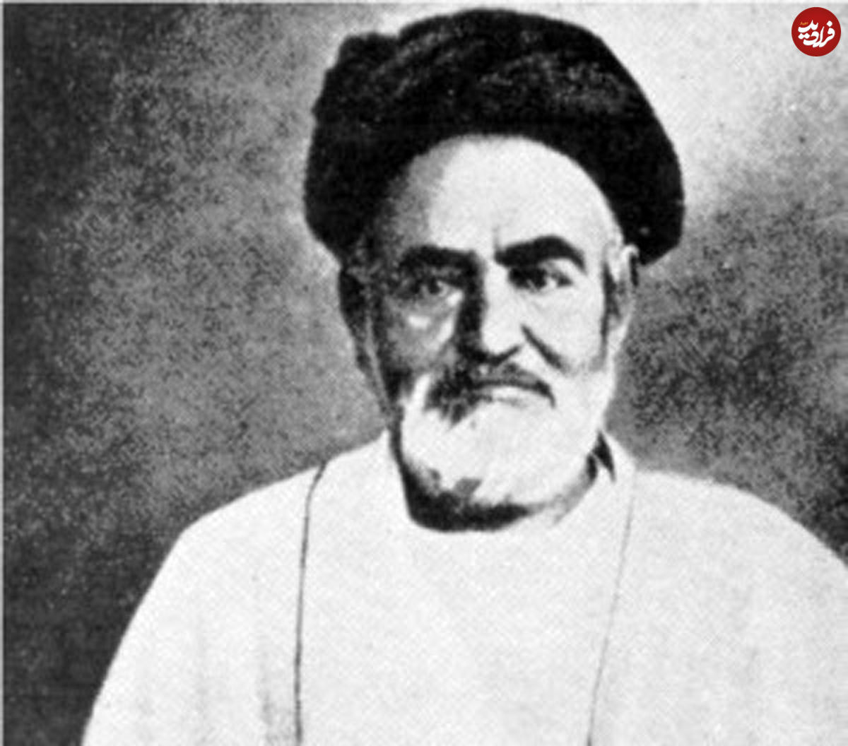 ادیب الممالک فراهانی؛ از مدح قاجار تا سرودههای بیداری