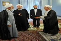 پيش‌نمازی ناطق در افطاری روحانی