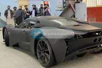 (ویدئو) ذوق زدگی عجیب طالبان از دیدن خودروی لاکچری ساخت افغانستان