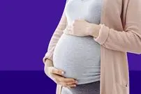 (ویدئو) اقدام جنجال برانگیز یک زن باردار در گمرگ