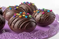 طرز تهیه بمب شکلات داغ؛ جذاب و لاکچری