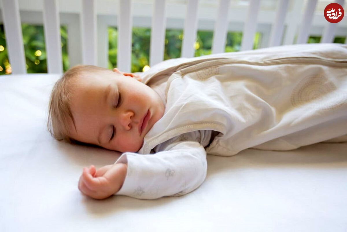 نوزاد در خواب کابوس می‌بیند یا رویا؟!