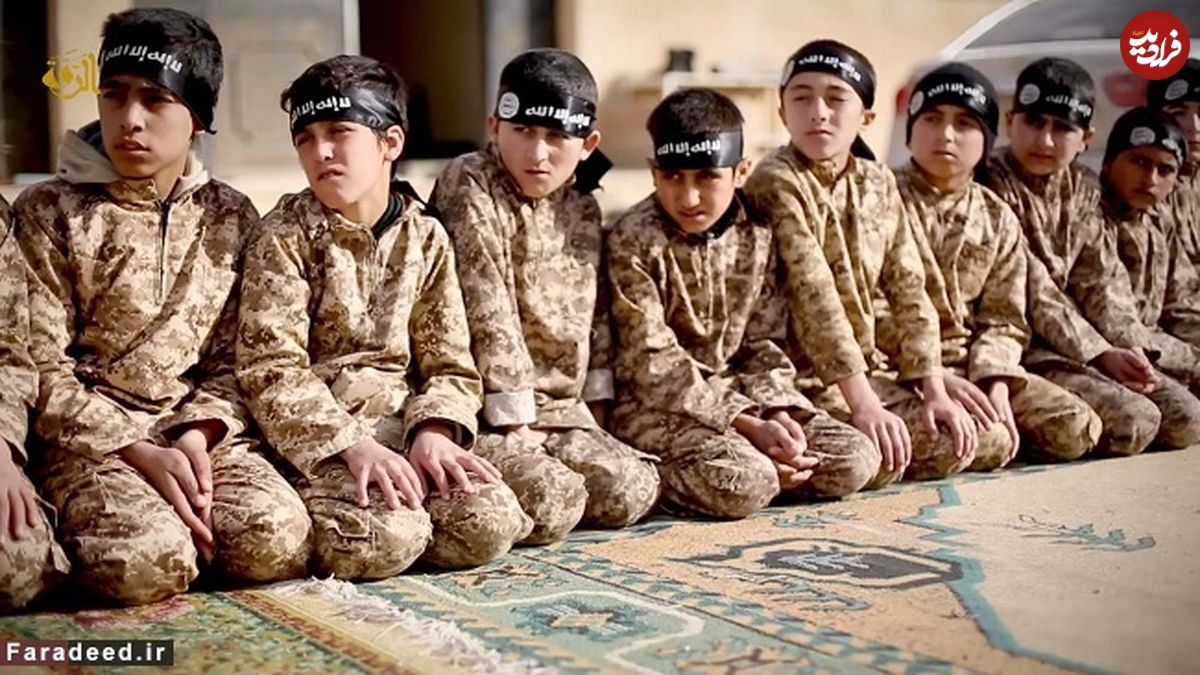 «بچه شیرهای خلیفه»؛ اول شکلات، بعد گردن زنی!