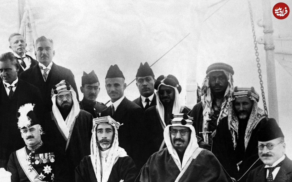عکس؛ سفر در زمان؛ «پادشاه عربستان و پادشاه اردن در حال خوردن سه گوسفند کامل»؛ سال 1325