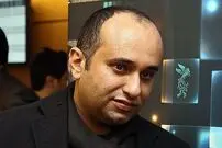 از گفتن نوميدی‌ها خسته‌ام، به دنبال نور امید می‌گردم