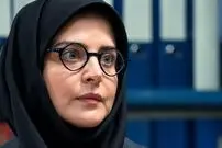 عکس| سفر زمان؛ «مهرو، همسر مسعود شصت چی» روی صحنه یک نمایش؛ سال 1400