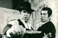 (عکس) سفر در زمان؛ «بهروز وثوقی و پوری بنایی» در پشت صحنه فیلم قیصر؛ سال 48