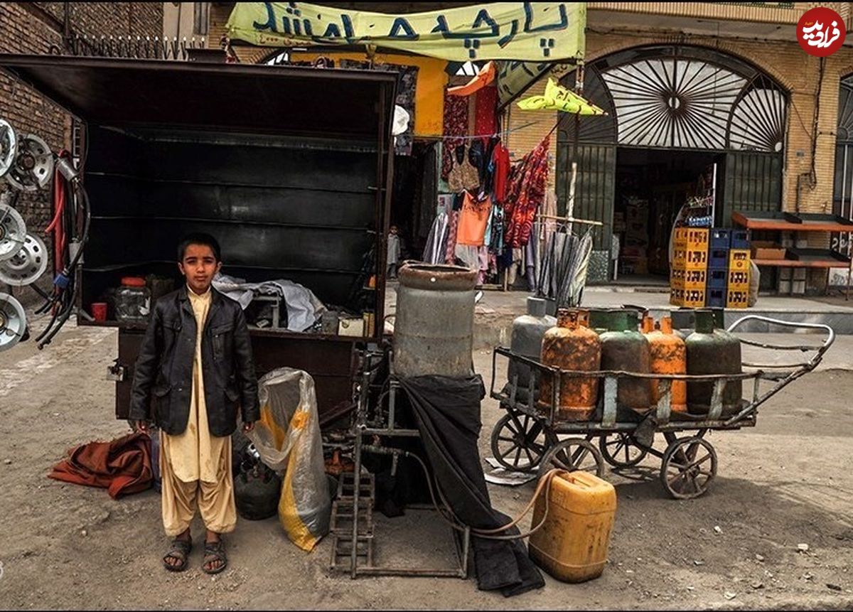 تصاویر/ شغل پر خطر مردم سیستان و بلوچستان