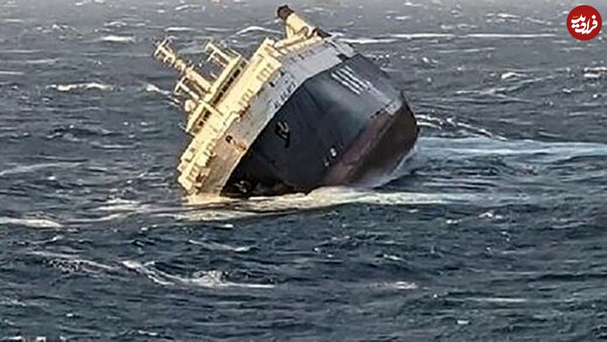 (ویدئو) اشتباه محاسباتی در به آب انداختن کشتی فاجعه به بار آورد!