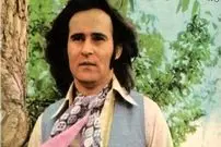 عکس| سفر زمان؛ چهرۀ «ضیا آتابای» خوانندۀ قبل از انقلاب در 78 سالگی در آمریکا