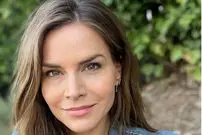 تصاویر| زندگی خصوصی، عکس های شخصی و بیوگرافی جولی بنز