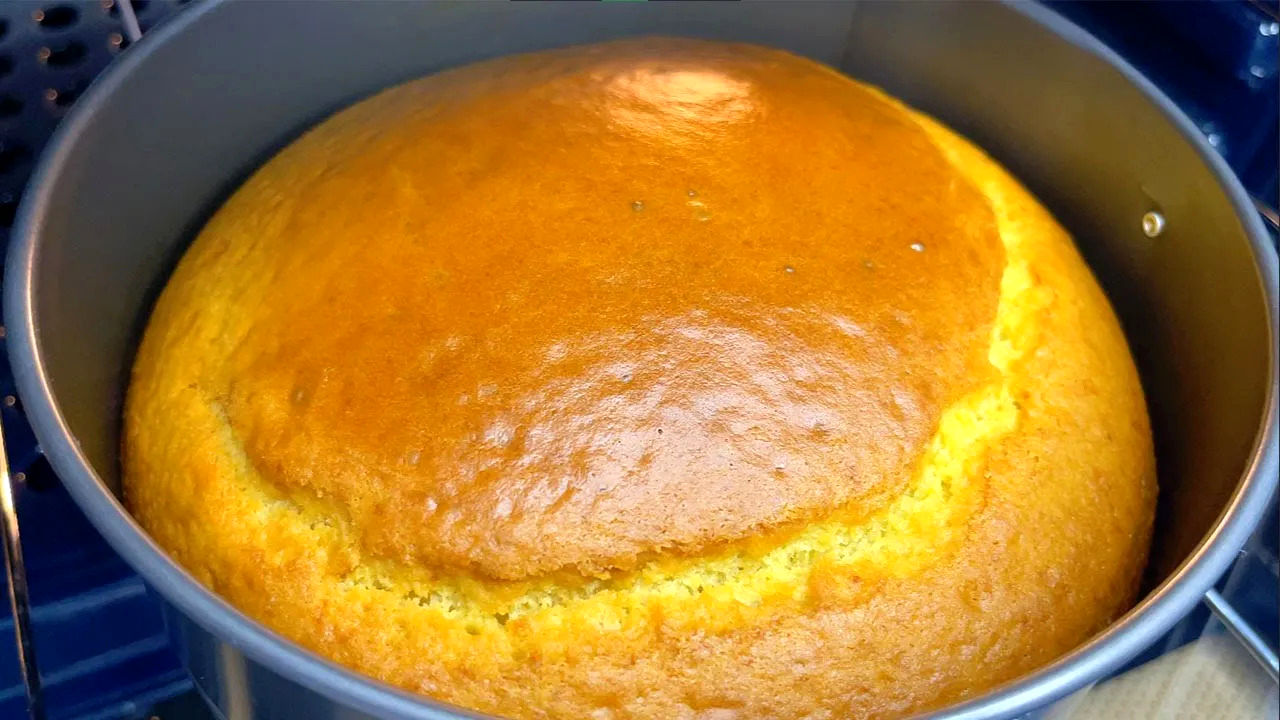 (ویدئو) نحوه پخت یک کیک ساده و خوشمزه تنها در  30 دقیقه!