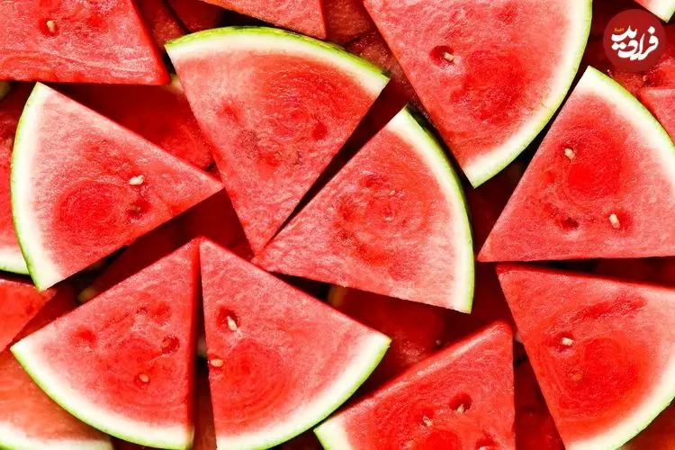 به این ۷ دلیل حتما هندوانه شب یلدا را بخورید