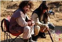 ببینید| سفر به تاریخ؛ گیر کردن تبر «هیوبو» در زین اسب در پشت‌صحنۀ سریال «جومونگ»