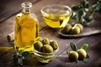 عمر طولانی می‌خواهید؟ روغن زیتون بخورید!