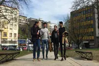 از رویای زندگی لاکچری تا کانکس‌های یخ‌زده بدون سرویس بهداشتی
