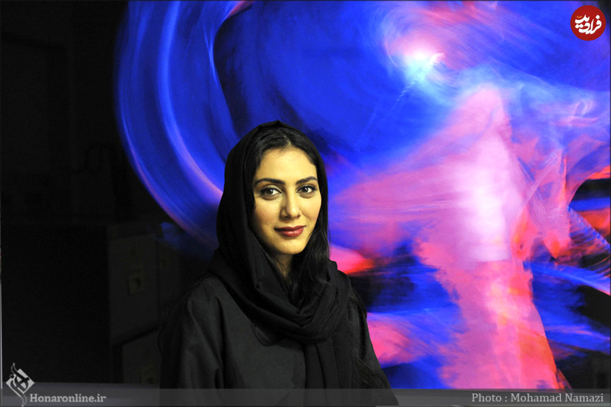 مونا فرجاد؛ زندگی و اجرای مجازی در ایام کرونا