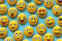 چرا افراد از یک ایموجی بیشتر از بقیه استفاده می‌کنند؟