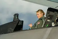 حقوق خلبانان جنگنده‌های F-35 و F-22 در نیروی هوایی آمریکا چه تفاوتی دارد؟