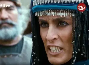 عکس| سفر در زمان؛ «ماریه زن بن حر» سریال مختار در جشن تولد 47 سالگی؛ سال 1401