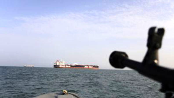 چرا نفت‌کش‌ها، نفت ایرانی را قاچاق می‌برند؟
