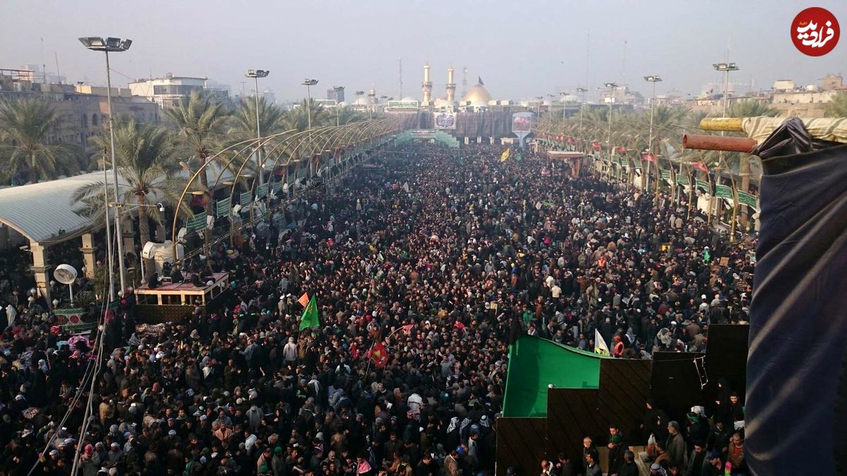 لحظه باز شدن مرز مهران؛ جمعیت عظیم زائران را ببینید!