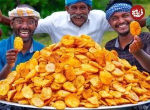 ببینید| غذای روستایی در هند؛ تهیه چیپس سیب زمینی در طبیعت روستا