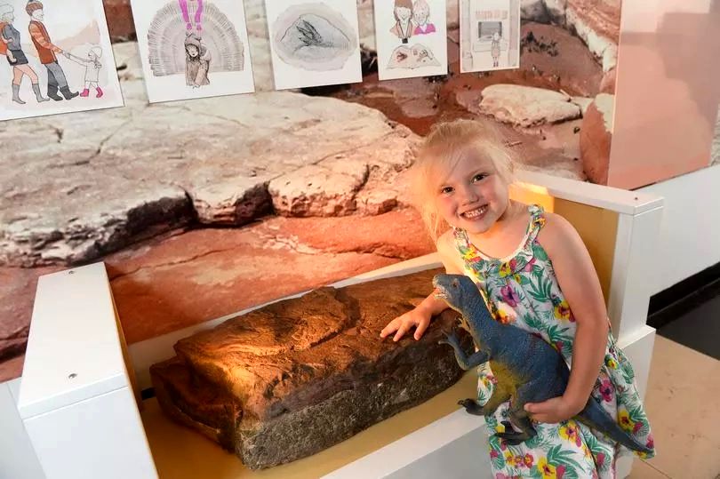 کشف فسیل ۲۲۰ میلیون‌ساله توسط دختربچه ۴ ساله! 