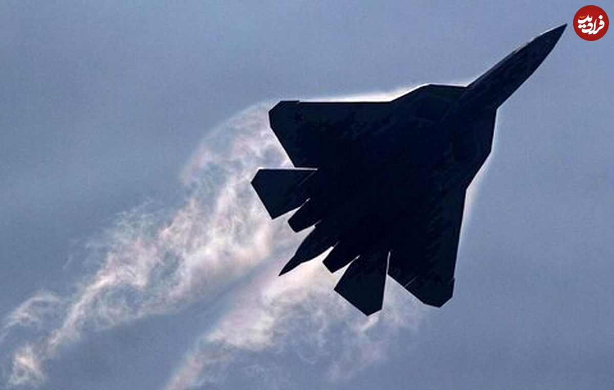 (عکس) قدرت‌نمایی رقیب چینی سوخو روسی و F-22 و F-35 آمریکایی
