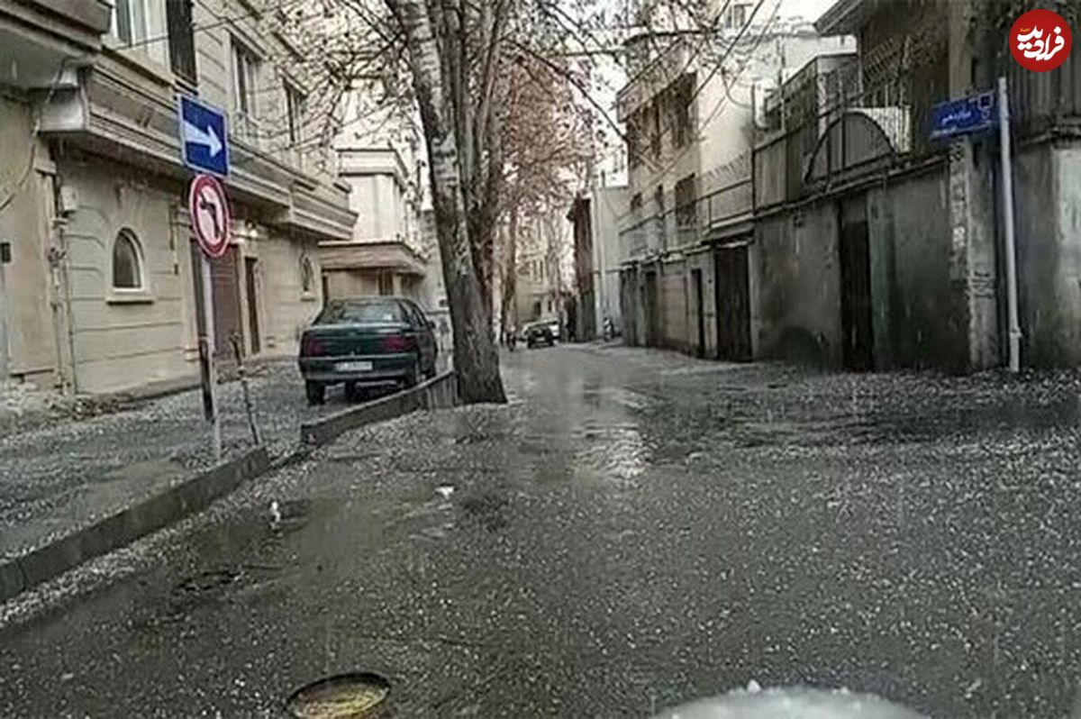 (ویدئو) بارش شدید تگرگ و باران در خیابان‌های شمال تهران