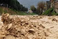 تخریب عجیب یک خودرو در سیل طالقان