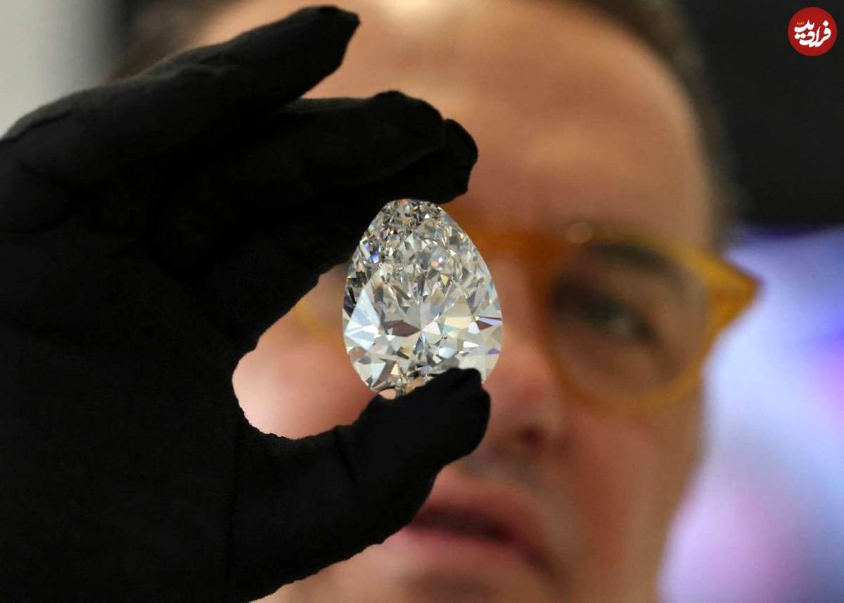 بزرگ‌ترین الماس سفید جهان به نمایش درآمد