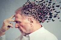 چرا بی‌تفاوتی اولین علامت آلزایمر است؟