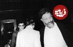 عکس؛ سفر در تاریخ؛ «شهید بهشتی در مرکز اسلامی هامبورگ آلمان»؛ دهه 40
