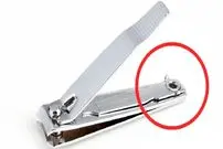 کاربران فضای مجازی از کاربرد سوراخ کوچک روی ناخن‌گیر متعجب شدند!