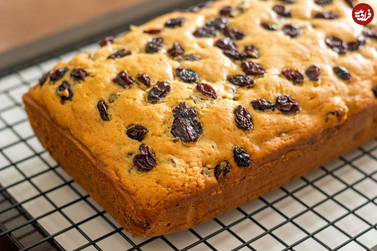 طرز تهیه کیک کشمشی گردویی؛ بدونِ فر