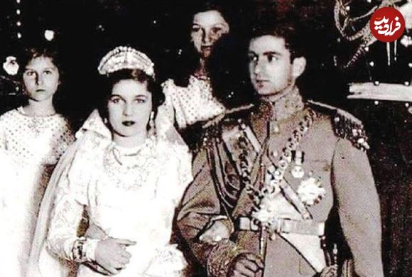 عکس؛ سفر در زمان؛ «اشرف، شمس، تاج الملوک, محمدرضا پهلوی، ملکه نازلی و فوزیه در بندر شاهپور»؛ سال 1318