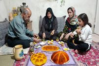 ببینید| غذای روستایی در ایران؛ تهیه مربا و نان سنتی با کدو تنبل