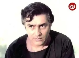 عکس| سفر به گذشته؛ فردین در سالن کشتی و در حال تماشای مسابقات؛ سال 76