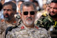 عکس؛ سفر در زمان؛ تصویری کمتر دیده شده از فرمانده کل سپاه در جنگ با عراق