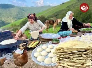 ببینید| غذای روستایی در ایران؛ پخت نان تافتون در تنور و سیب زمینی کبابی روی آتش