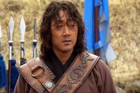 عکس| سفر زمان؛ چهرۀ «ژنرال هموسو» 7 سال قبل از سریال «جومونگ» در 36 سالگی