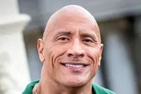 عکس| سفر در زمان؛ «دواین جانسون» در پشت صحنه مراسم اهدای جوایز موسیقی ام‌تی‌وی؛ سال 1379