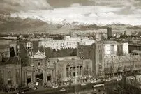 عکس، سفر در زمان؛  آب در تهران سطلی ۲ ریال!