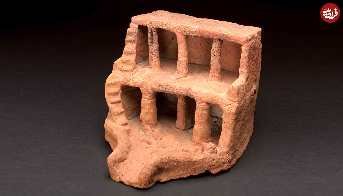 کشف غیرمنتظرۀ «جای دست» بر روی یک «خانۀ روح» 4 هزارساله