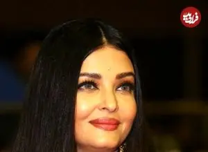 عکس| سفر در زمان؛ «آیشواریا رای» و مادرش در آرامگاه خواجه معین الدین چشتی در اجمیر؛ سال 1385