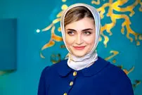 عکس| گریم الناز ملک در پشت صحنه یک فیلم سینمایی